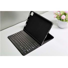 Green Premium Vegan Leather Case for iPad Air 4 10.9 Inches with Wireless Keyboard | Future IT Oman