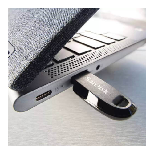 SanDisk Ultra Curve USB 3.2 32GB Black